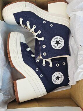 😍 NWT 😍 Converse Chuck 70 De Luxe Heel, Obsidian Canvas - Women's 8/Men's 6